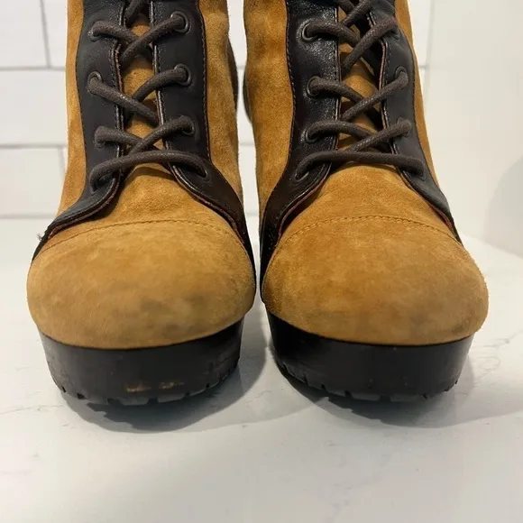 Veronica Beard Axel Lace Up Heeled Hiking Boot. Size 6 US / 36 EU.