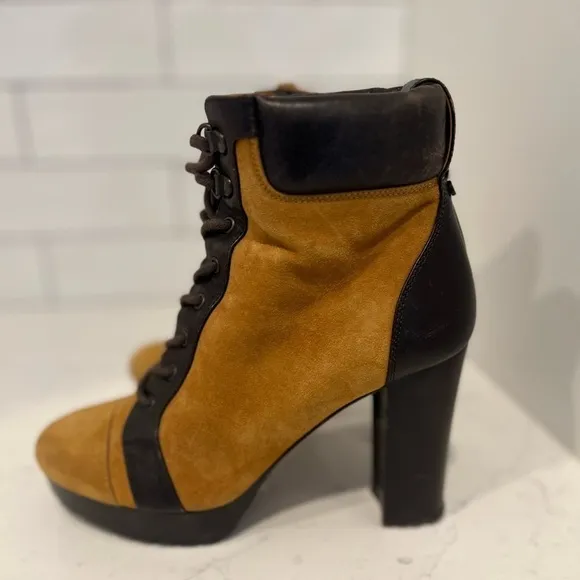 Veronica Beard Axel Lace Up Heeled Hiking Boot. Size 6 US / 36 EU.