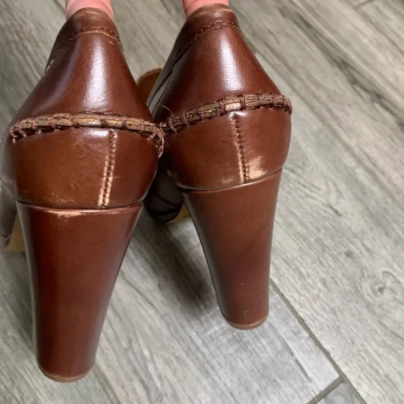 Vince‎ Camuto Cefinlyn 🤎 Block Heels