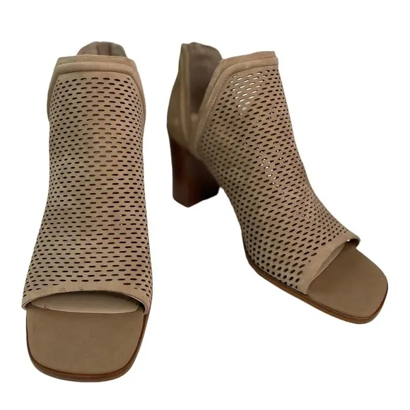 Vince Camuto Katnina Women’s Tan Leather Open Toe Booties