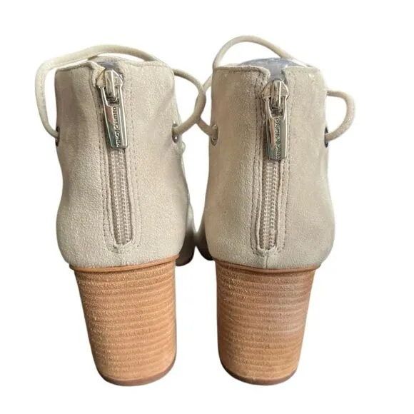 Vince Camuto Nahara sandal square peep toe wedge heels size 8