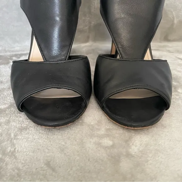 Vince Camuto Seena1 Black Nappa Open Toe Leather Bootie Heels Zip Back Size 9