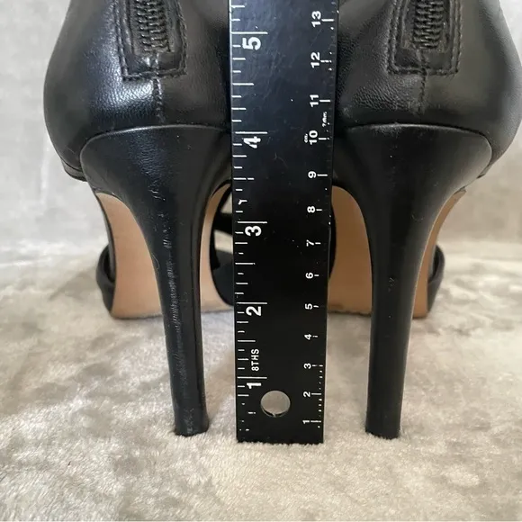 Vince Camuto Seena1 Black Nappa Open Toe Leather Bootie Heels Zip Back Size 9