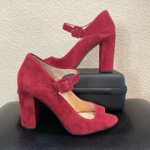 Vince Camuto Selmer Peep Toe Pumps Size 8