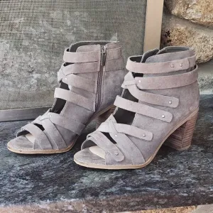 Vince Camuto Tanter Studded Taupe Suede Caged Block Heels Size 8.5M