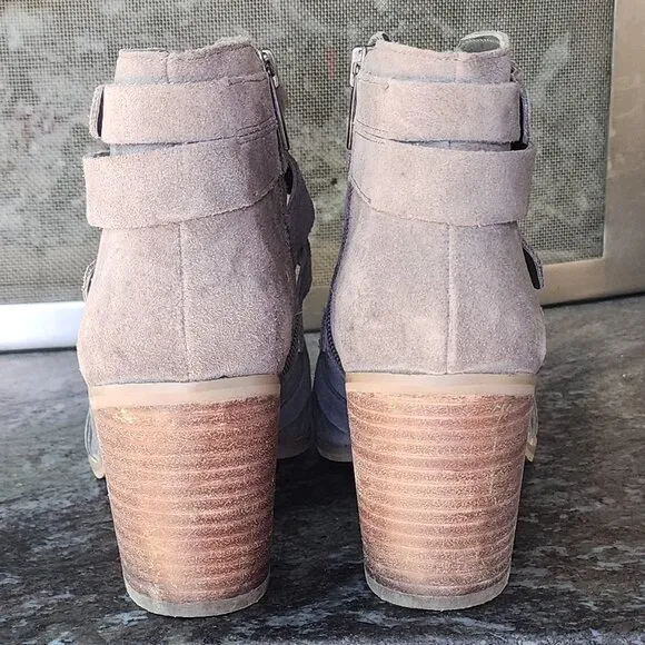Vince Camuto Tanter Studded Taupe Suede Caged Block Heels Size 8.5M