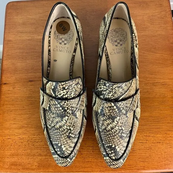 Vince Camuto Women's Adealia leather Loafer block heels snake print size 8