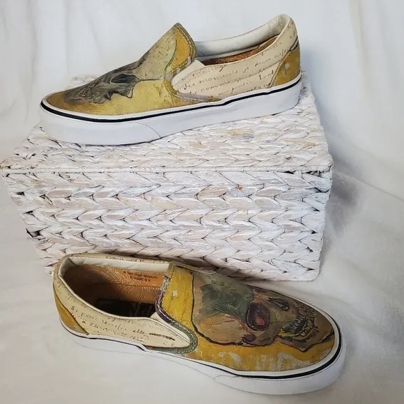 Vincent Van Gogh Vans Classic Slip On Skull Size M 7.5  W 9 EUC