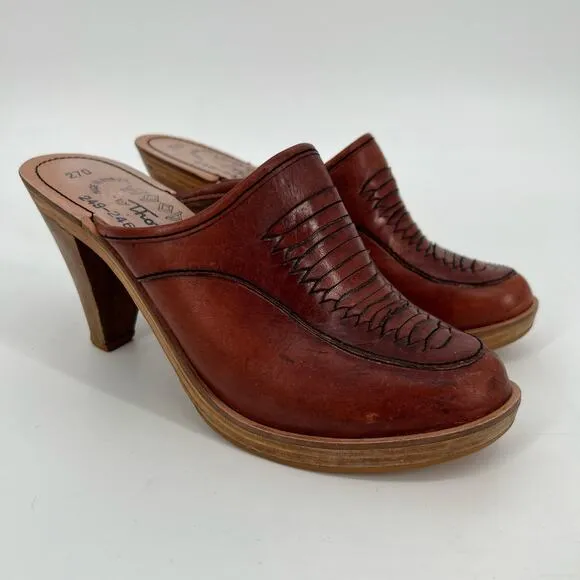 Vintage 70s Thom McAn Woodwork Clogs Sz 7.5 Heels Leather Cognac Brown Braided