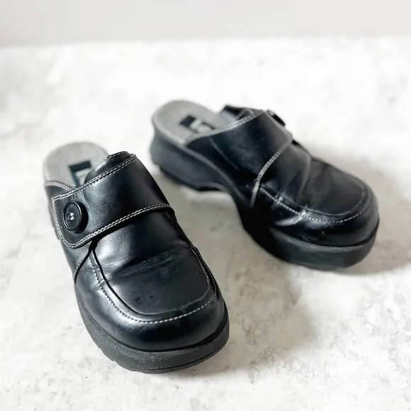 Vintage 90s Y2K LEI Chunky Platform Black Square Toe Slide Square Heel Mules 8