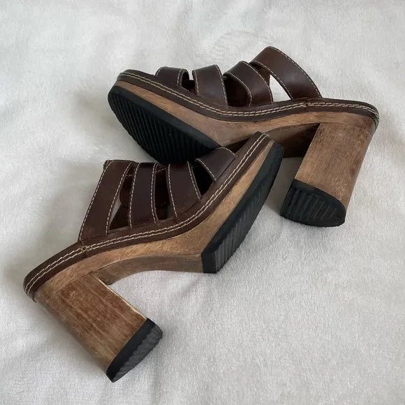 Vintage Bongo chunky round toe heels Y2K