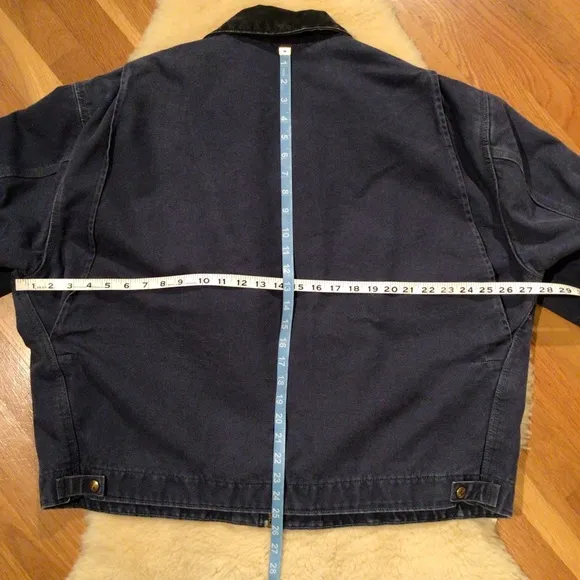 Vintage Carhartt dark blue Detroit blanket linked jacket