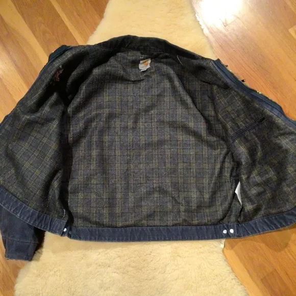 Vintage Carhartt dark blue Detroit blanket linked jacket