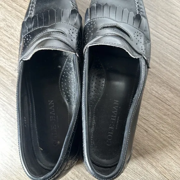 Vintage Cole Haan Men's Kiltie Loafer Size 10 D Genuine American Handsewn Black