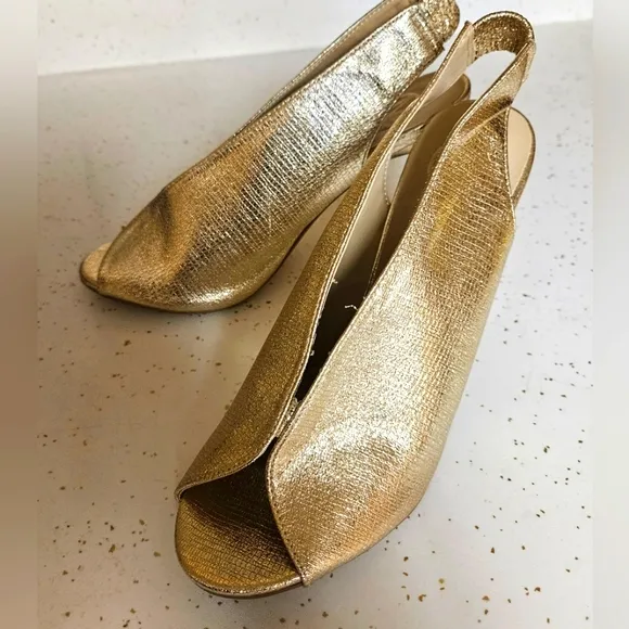 Vintage Crackled Metallic Goat Leather, Slingback, Open Toe Heels Size 5