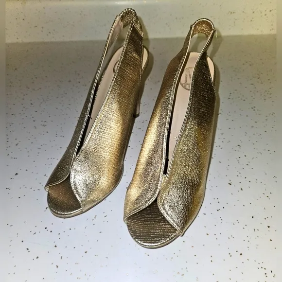 Vintage Crackled Metallic Goat Leather, Slingback, Open Toe Heels Size 5