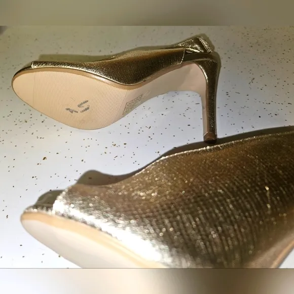 Vintage Crackled Metallic Goat Leather, Slingback, Open Toe Heels Size 5