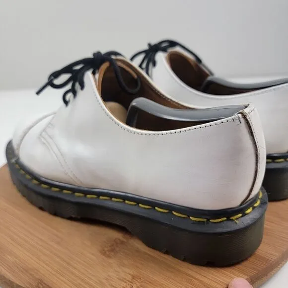 Vintage Dr Doc Martens Oxfords White Leather Chunky Shoes Made in England sz 9