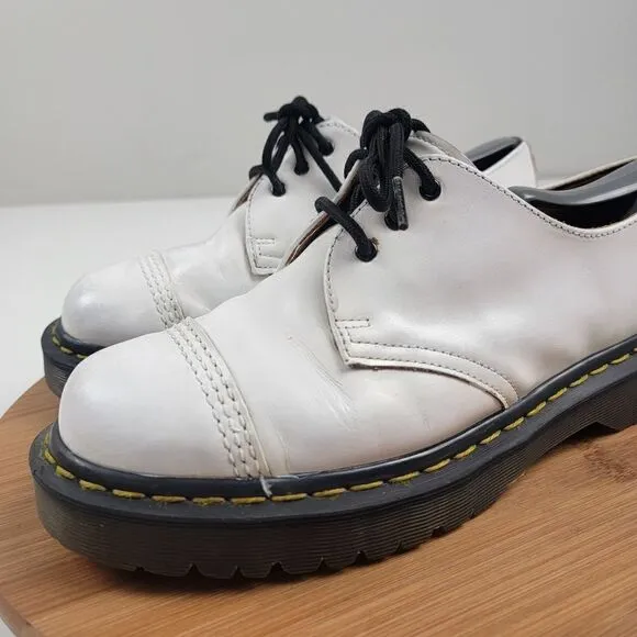 Vintage Dr Doc Martens Oxfords White Leather Chunky Shoes Made in England sz 9