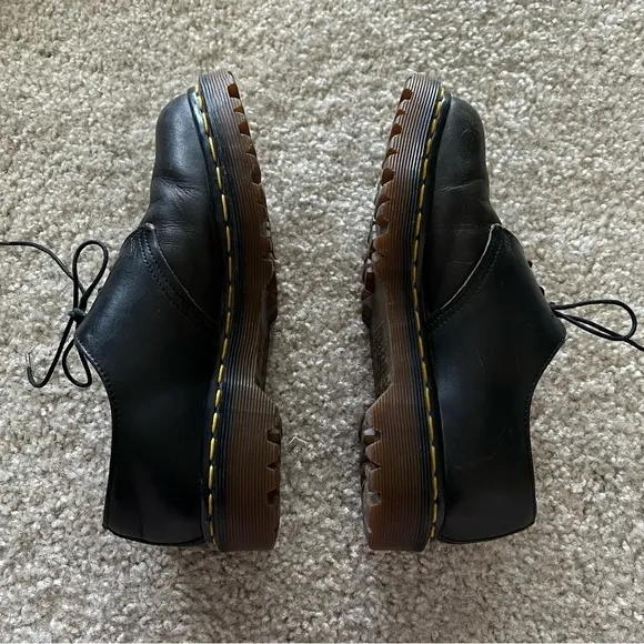 Vintage Dr. Martens 1461 Black Leather Oxfords Made in England UK 4/ US 6