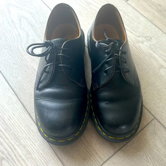 Vintage Dr. Martens 1461 Made in England Black Leather Oxfords UK 4 / US 6