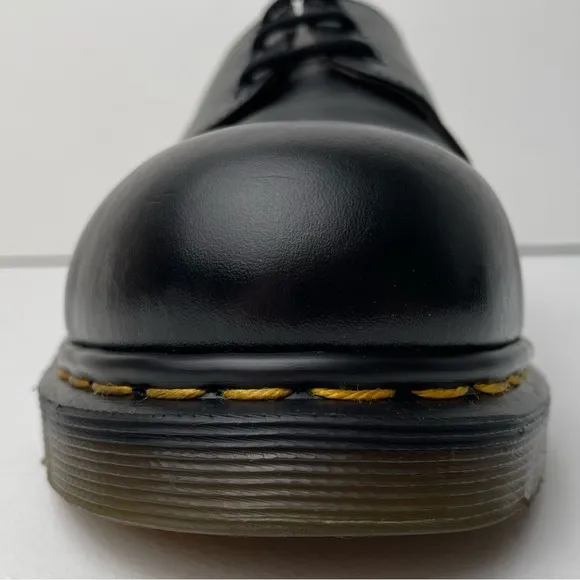 Vintage Dr. Martens 1925 Black Leather Steel Toe Oxfords MIE Shoes UK 4