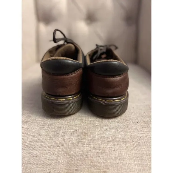 Vintage Dr Martens 8052 Leather England Oxfords