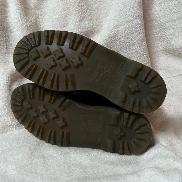 Vintage Dr. Martens MADE IN ENGLAND Loafers