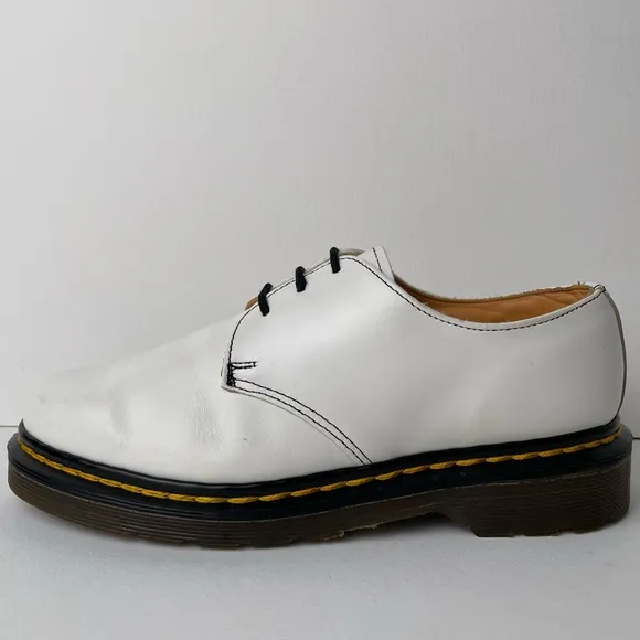 Vintage Dr. Martens MIE 1461 White Leather Double Stitch Oxfords UK 4