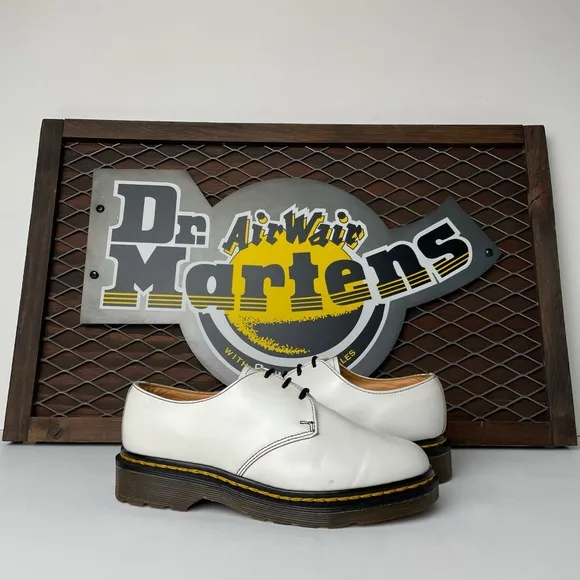Vintage Dr. Martens MIE 1461 White Leather Double Stitch Oxfords UK 4