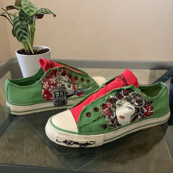 VINTAGE ED HARDY Ghost Green Skull &amp; Geisha Low Top Sneakers w/ “Dog Tag”