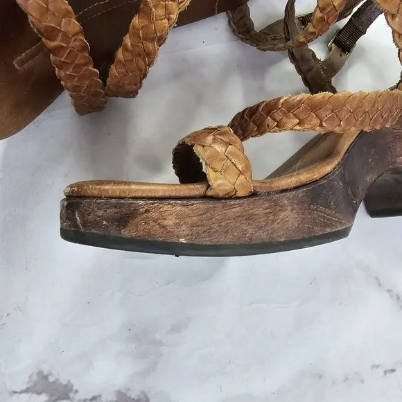 Vintage Heels 90s Y2K Women 9.5 M Brown Leather Braided Square Toe Wood Shoe