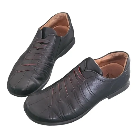 VINTAGE Y2K THINK! Black Leather Slip On Oxfords Loafers EU 40 10 Luxe Austria