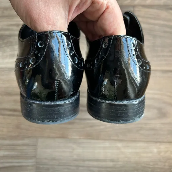 Vionic Black Wise Hadley Patent Leather Slip On Oxfords | 8