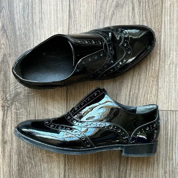 Vionic Black Wise Hadley Patent Leather Slip On Oxfords | 8