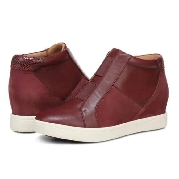 Vionic Emery Slip-on Wedge Comfort Shoe Women's 9 Maroon