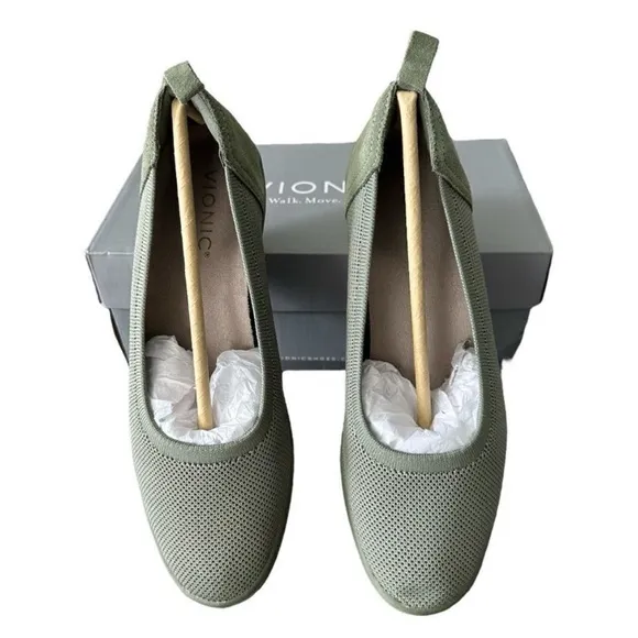 Vionic Jacey Knit Army Women's Green Slip-On Wedge Shoes Size 8
