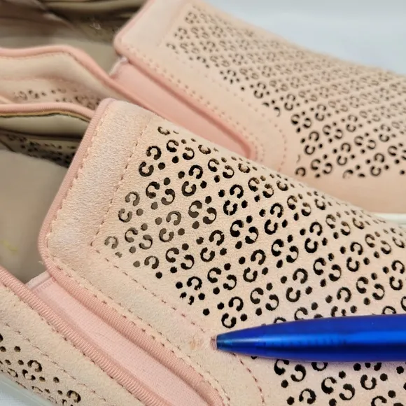 Vionic Kimmie Perf Slip On Supportive Sneaker 8.5 Pink Orthopedic Shoes *Read*