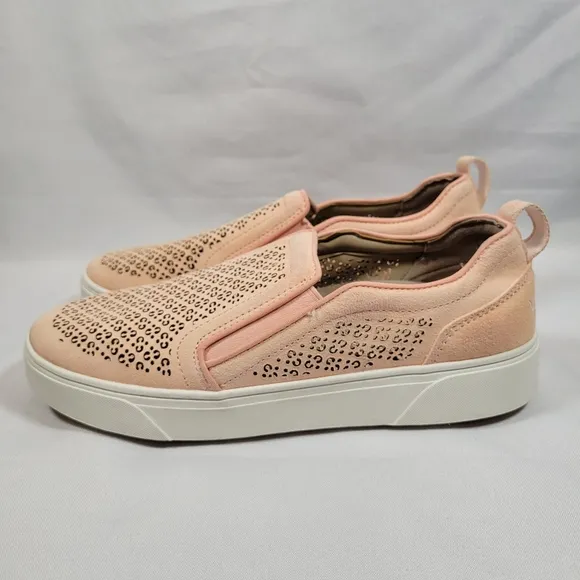 Vionic Kimmie Perf Slip On Supportive Sneaker 8.5 Pink Orthopedic Shoes *Read*