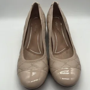 Vionic Olympic leather Ruby Quilted Low Heels Nude - Sz 6.5 EUC almost like new