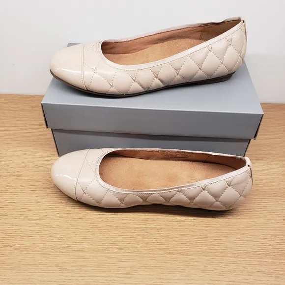 Vionic Spark Desiree Quilted Ballet Flat Shoes Comfort Supportive Nude