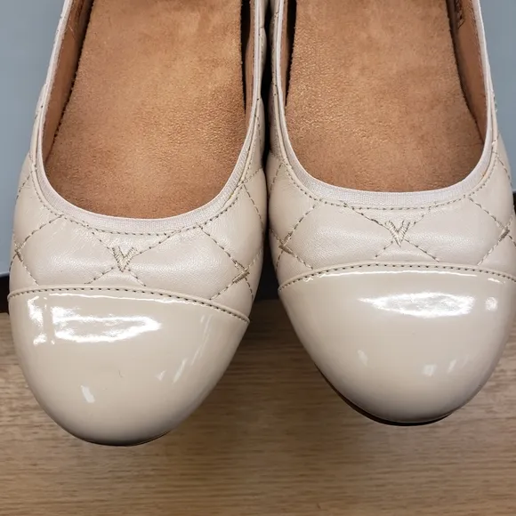 Vionic Spark Desiree Quilted Ballet Flat Shoes Comfort Supportive Nude