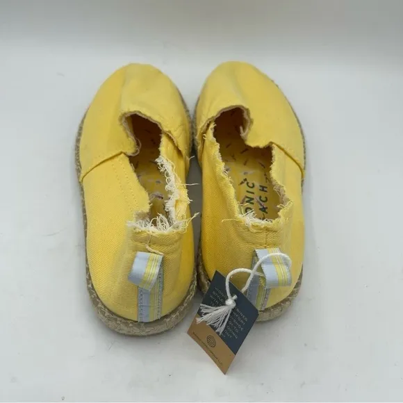 Vionic Women's Laguna Espadrille in Yellow Fun Sun Canvas NWT Size 6 Slip On