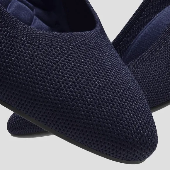 Vivaia Navy Almond Tamia Toe Block Heel, Size 41.5
