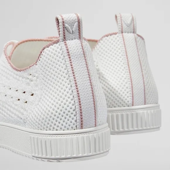 VIVAIA Round-Toe Perforated Sneakers white size EU/40 US/9