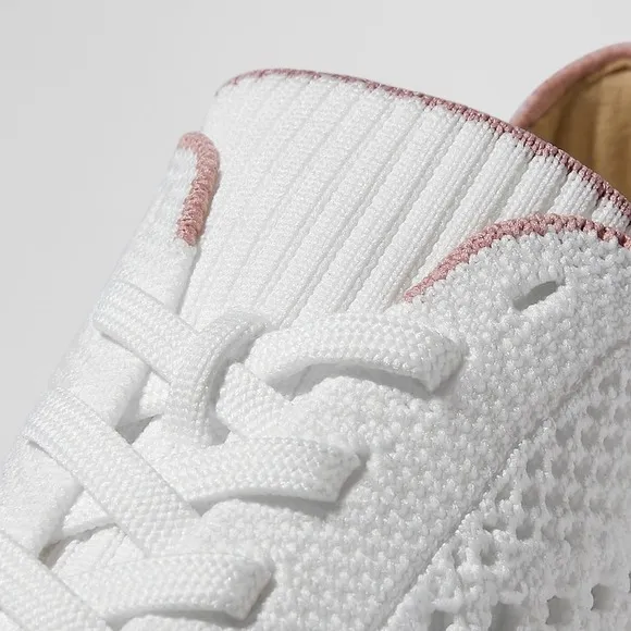 VIVAIA Round-Toe Perforated Sneakers white size EU/40 US/9