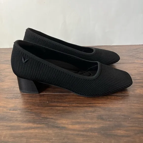 Vivaia Square Toe Chunky Knit Heels Black Size 39.5