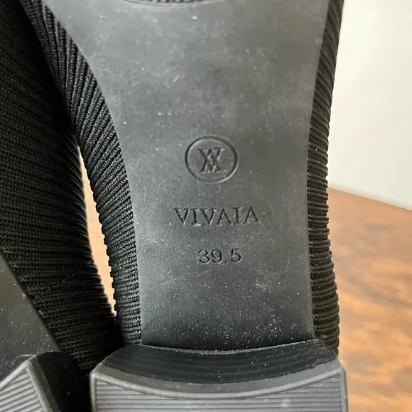Vivaia Square Toe Chunky Knit Heels Black Size 39.5