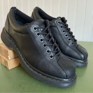 VTG *England* Dr. Martens Low Boots/Oxfords in Black Leather #8A02