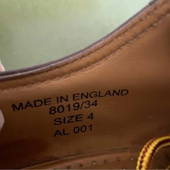 VTG *England* Dr. Martens Low Boots/Oxfords in Dark Brown Leather #8019/34